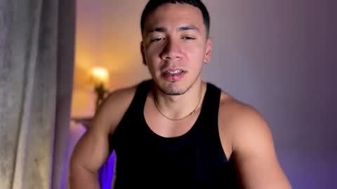 Bastian Independent Model online show from January 9, 1:30 am