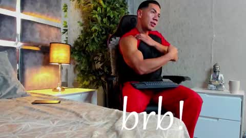 Bastian Independent Model online show from January 19, 1:04 pm