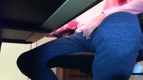 BateBro13 online show from October 25, 3:07 pm