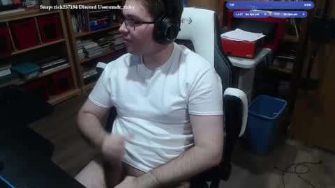 Ricky online show from November 29, 3:37 pm