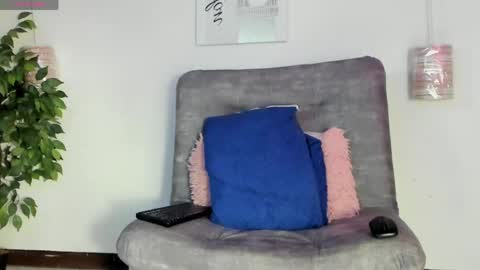 battista  online show from May 27, 8:06 pm