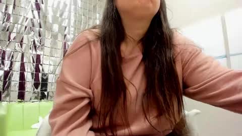 Snapshot of battymoll chatting on March 6, 6:37 pm battymoll online show from March 6, 6:37 pm