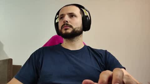 Snapshot of baxxline chatting on September 28, 10:37 pm Baxxline online show from September 28, 10:37 pm