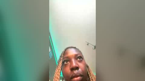 Snapshot of baylee_nicole18 chatting on June 18, 7:07 pm baylee_nicole18 online show from June 18, 7:07 pm