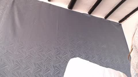 Snapshot of bayonette_black chatting on May 17, 12:23 pm bayonette_black online show from May 17, 12:23 pm