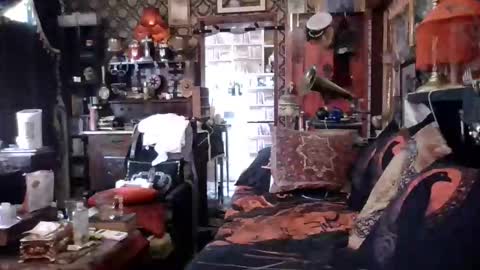 Snapshot of bazzasworld chatting on February 9, 5:55 am Bazza online show from February 9, 5:55 am