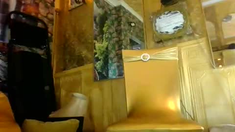 Snapshot of bazzasworld chatting on February 21, 6:14 am Bazza online show from February 21, 6:14 am