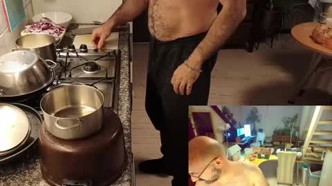 bazzz_8 online show from December 1, 4:34 pm