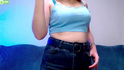 Snapshot of bb__bonami_ chatting on December 15, 10:39 am bb__bonami_ online show from December 15, 10:39 am