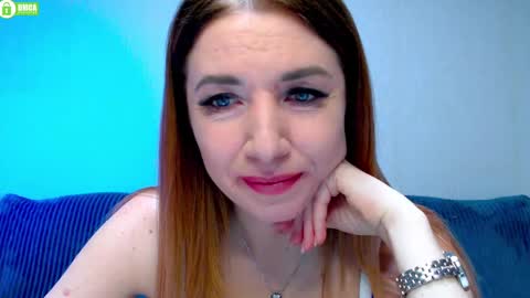 Snapshot of bb__bonami_ chatting on February 13, 3:56 pm bb__bonami_ online show from February 13, 3:56 pm