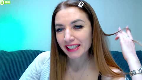 Snapshot of bb__bonami_ chatting on February 17, 3:31 pm bb__bonami_ online show from February 17, 3:31 pm