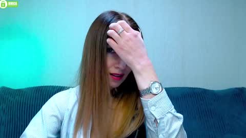 Snapshot of bb__bonami_ chatting on February 17, 6:37 pm bb__bonami_ online show from February 17, 6:37 pm