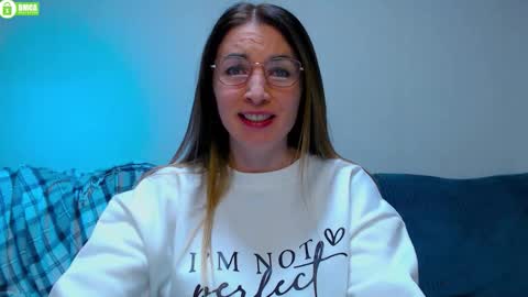 Snapshot of bb__bonami_ chatting on October 16, 5:47 pm bb__bonami_ online show from October 16, 5:47 pm