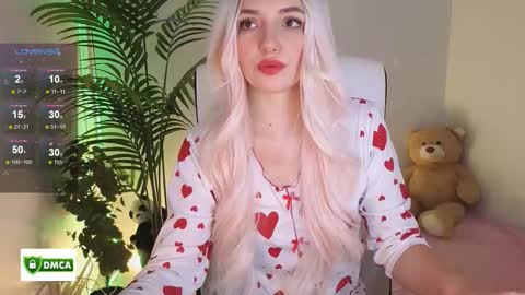 Snapshot of bb_cute1 chatting on December 1, 10:09 am Kris online show from December 1, 10:09 am