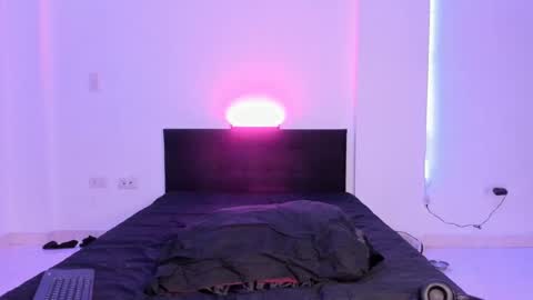 Valentino online show from December 3, 1:19 am