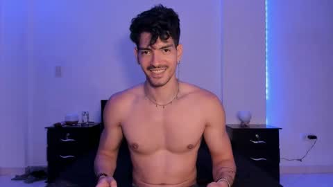 Valentino online show from December 20, 9:50 pm