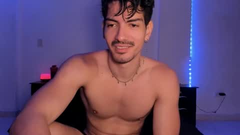 Valentino online show from January 10, 6:49 pm