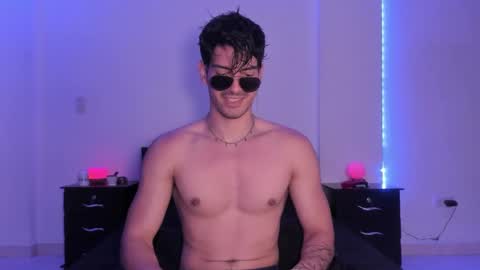 Valentino online show from January 16, 9:19 pm