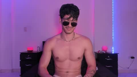 Valentino online show from January 18, 3:31 am