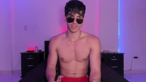 Valentino online show from January 21, 9:36 pm