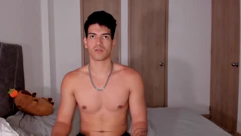 Valentino online show from September 23, 11:30 pm