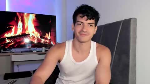 Valentino online show from October 19, 9:15 pm