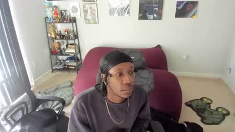 Racks online show from December 31, 8:02 pm