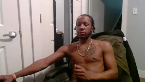 Racks online show from February 3, 11:47 pm