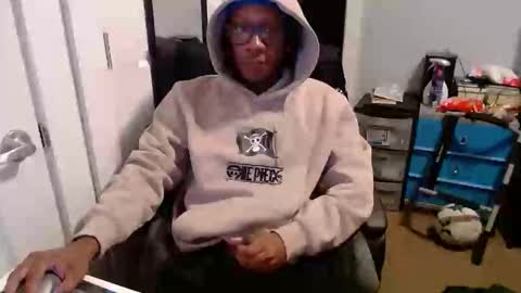 Racks online show from March 18, 11:30 pm