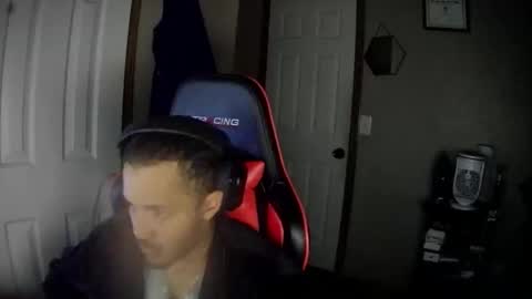 Snapshot of bbctyl17 chatting on December 21, 4:08 am BBCTy online show from December 21, 4:08 am