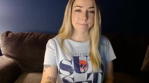 bbgirlnextdoor online show from May 25, 10:21 am