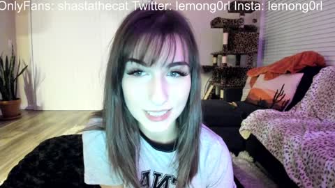 Snapshot of bbshasta chatting on February 3, 2:25 am Shasta online show from February 3, 2:25 am