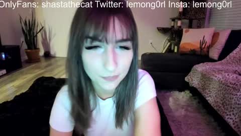 Snapshot of bbshasta chatting on February 11, 4:22 am Shasta online show from February 11, 4:22 am