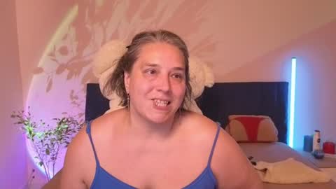 Love online show from July 14, 12:11 pm
