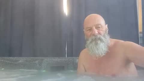 Snapshot of bbwlvr16 chatting on December 2, 9:10 pm bbwlvr16 online show from December 2, 9:10 pm