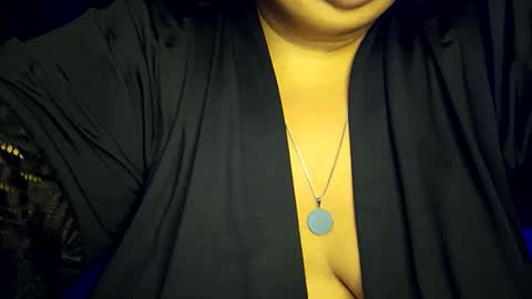 Snapshot of bbwroyalttty chatting on May 25, 4:57 pm The girl next door online show from May 25, 4:57 pm