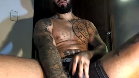 Snapshot of bby044 chatting on February 3, 11:09 am bby044 online show from February 3, 11:09 am