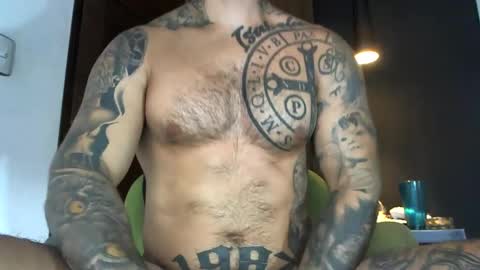 Snapshot of bby044 chatting on February 12, 5:26 pm bby044 online show from February 12, 5:26 pm