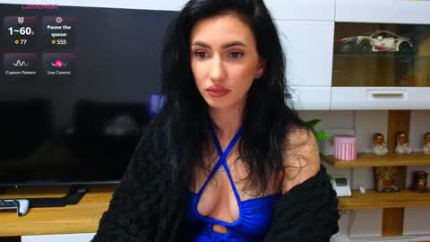 Snapshot of bbykristy chatting on December 3, 6:43 am Kristy online show from December 3, 6:43 am