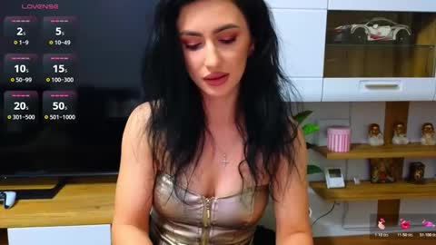 Snapshot of bbykristy chatting on December 4, 5:50 am Kristy online show from December 4, 5:50 am