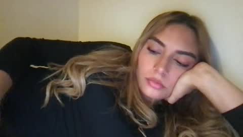 bbypiamia online show from March 17, 1:47 pm