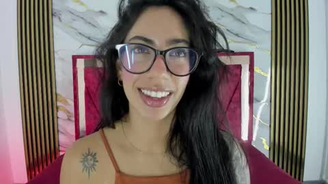 daniela villamizar online show from October 3, 1:41 pm