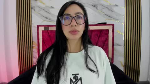 daniela villamizar online show from October 20, 1:33 pm