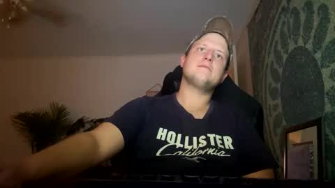 Snapshot of bdn9222 chatting on December 1, 3:44 am bdn9222 online show from December 1, 3:44 am