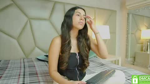 Helena  Evan online show from July 24, 12:14 pm