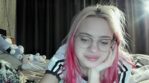 Snapshot of be_daddy chatting on December 25, 4:12 am Summer BABY online show from December 25, 4:12 am