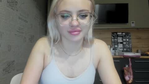 Snapshot of be_daddy chatting on January 26, 3:25 pm Summer BABY online show from January 26, 3:25 pm