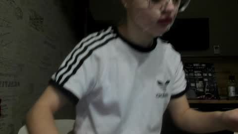 Snapshot of be_daddy chatting on January 30, 3:08 pm Summer BABY online show from January 30, 3:08 pm