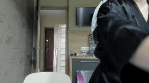 Snapshot of be_daddy chatting on February 5, 4:47 pm Summer BABY online show from February 5, 4:47 pm