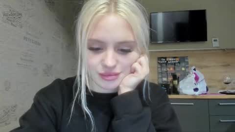 Snapshot of be_daddy chatting on February 13, 4:39 pm Summer BABY online show from February 13, 4:39 pm